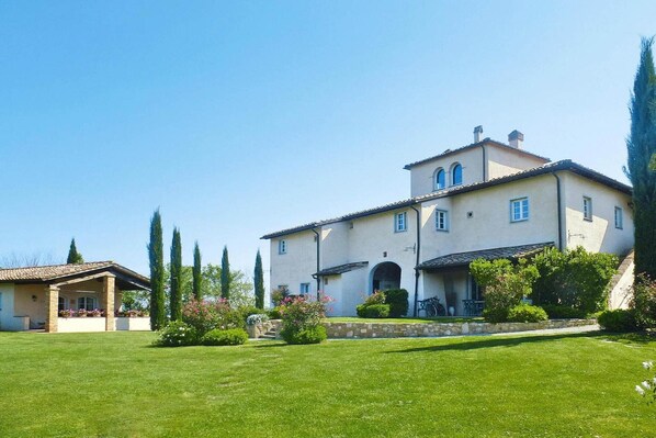 Holiday Home Exterior [summer]