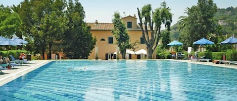 Holiday Home Swimming Pool