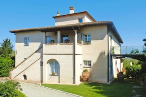 Außenseite Ferienhaus [Sommer]