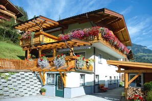 Holiday Home Exterior [summer]