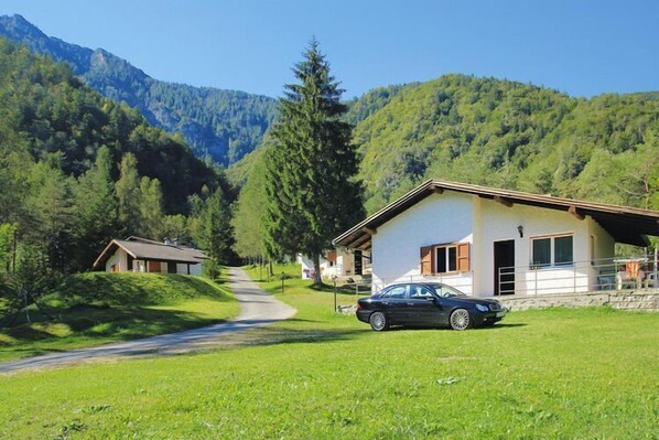 Extérieur maison de vacances [été]
