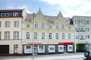 Außenseite Ferienhaus [Sommer]