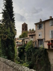 the tops of taradeau