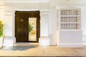Facade / entrance