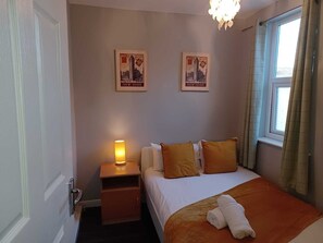 Pearson House - Huku Kwetu (Notts) (3934)
