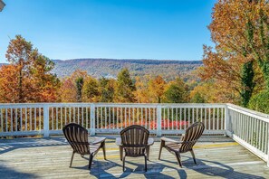 view of lookout mountain from deck