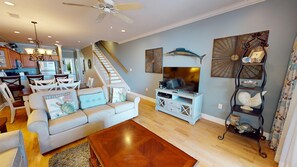 107-Ocean-pointe-Villas-Living Room