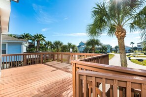 Spacious Deck