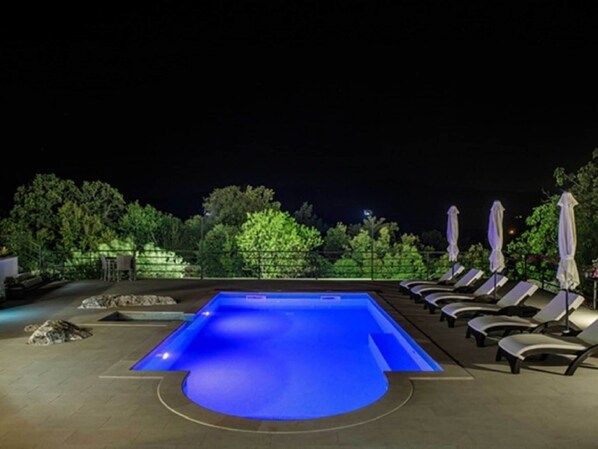 Schwimmbad des Ferienhauses