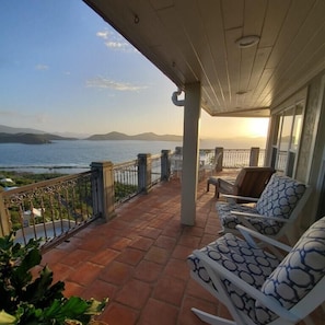 The front balcony offers 180 views of Coral Bay