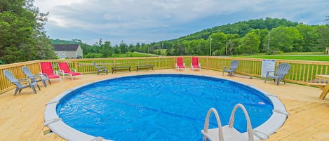 Experience the beauty of the Laurel Highlands. Book your mountain getaway today.
We offer the most unique collection of vacation homes in Laurel Highlands. From a cozy couple's getaway to a sprawling 400-acre private retreat, we have the perfect accommodations for your destination getaway.