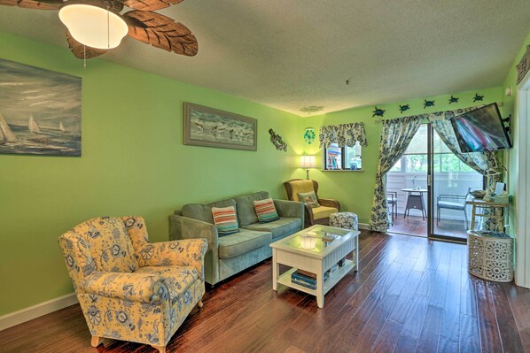 Hilton Head Vacation Rental | 2BR | 2BA | 941 Sq Ft | Stairs Required