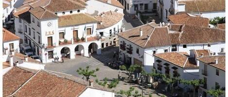 Grazalema-plaza del pueblo