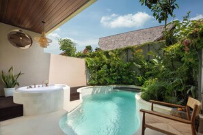 Private pool