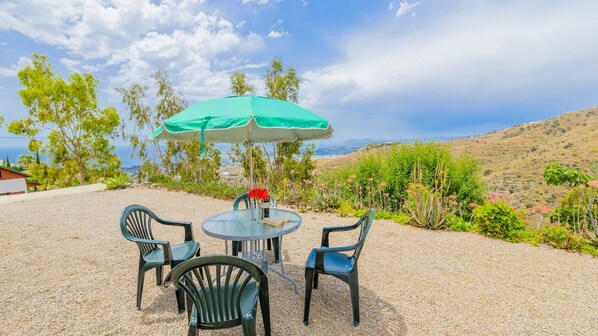 Casa Lago de Algarrobo by Ruralidays