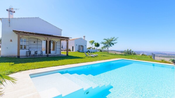 Finca Las Encinillas Arcos de la Frontera by Ruralidays