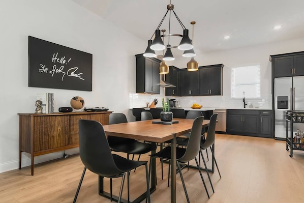 Enjoy your Nashville stay in style in our elegant and classy townhome!
