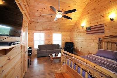 Beautiful Cabin sleeps 5