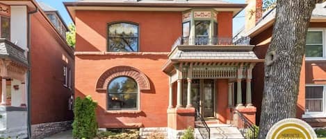 Your next home away from home in historic Compton Heights