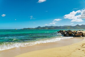 The beach is only 50 meters from the apartment.