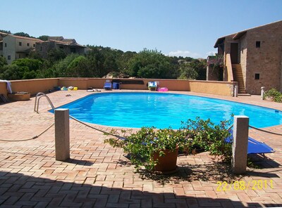 2 minutes from the beach twoo-room apartment with swimming-pool