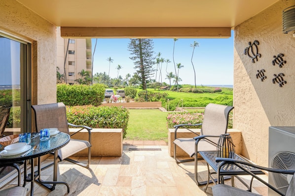 Lanai seating.