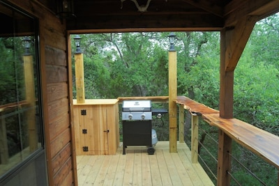 Stoney Porch Guest Cabin