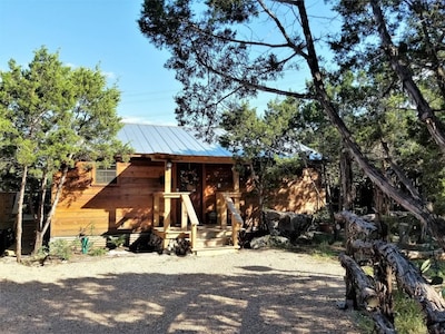 Stoney Porch Guest Cabin