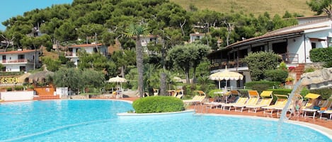 Swimming Pool, Water, Resort, Real Estate, Town, Leisure, Aqua, Azure, Resort Town, Seaside Resort