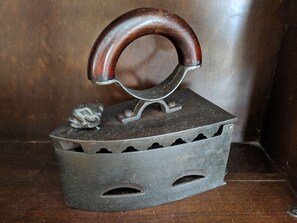 An authentic iron iron