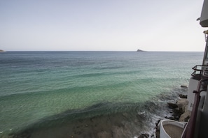 Vue sur la plage ou l’océan