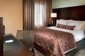 Drift to sleep in a comfortable Queen bed after a wonderful day outside.