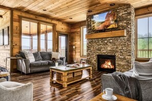 2920 Misty Bluff Trail 006-4000
