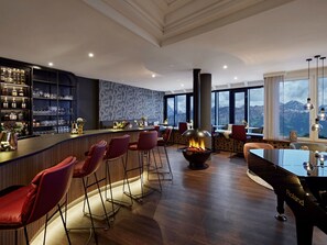 Furniture, Table, Property, Lighting, Architecture, Interior Design, Flooring, Window, Floor, Chair