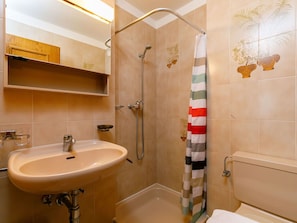 Braun, Armatur, Spiegel, Zapfhahn, Sinken, Eigentum, Bad Sink, Gebäude, Badezimmer, Interior Design