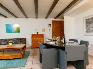 Tabelle, Bilderrahmen, Möbel, Holz, Die Architektur, Interior Design, Stuhl, Wohnzimmer, Fussboden, Flooring