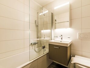 Spiegel, Zapfhahn, Sinken, Armatur, Bad Sink, Gebäude, Brausenstange, Badezimmer, Interior Design