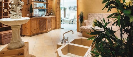 Pianta, Acqua, Proprietà, Mobilia, Costruzione, Tavolo, Finestra, Azzurro, Sedia, Interior Design