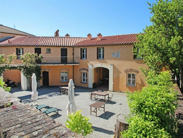 Plante, Bâtiment, Propriété, Ciel, Fenêtre, Maison, Arbre, Porte, Immobilier, Zone Résidentielle