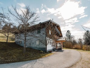 Bâtiment, Branche, Maison, Domicile, Architecture, Toit, Chalet, Pente, Brindille, L'Hiver