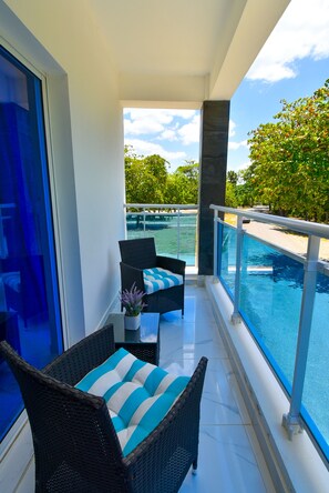 Balcony 2