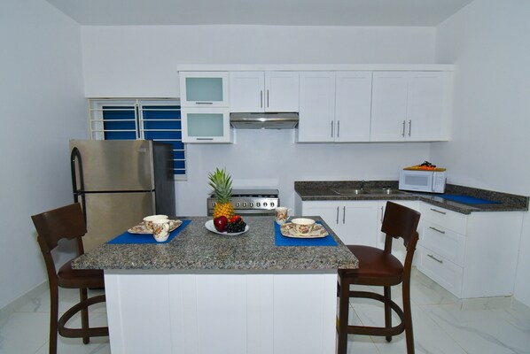 Kitchen with island