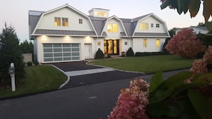 Front of home at end of quiet safe street