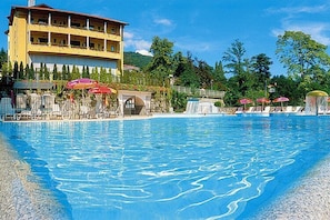 Schwimmbad des Ferienhauses