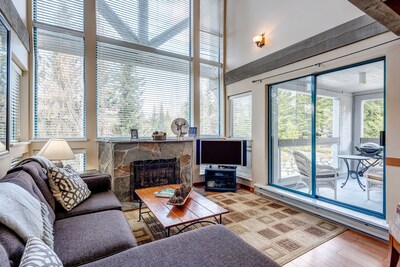 Spacious Whistler/Blackcomb Chalet style Ski-in Ski-out 2 bed rm & loft Apart.