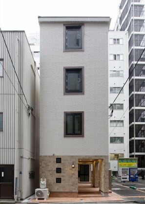 Ginza Tsukiji GUEST HOUSE 102. 