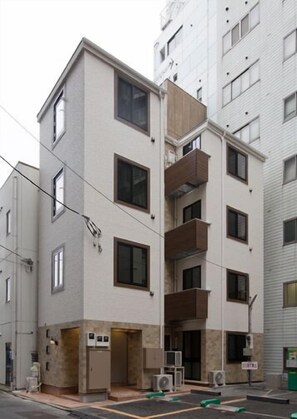 Ginza Tsukiji GUEST HOUSE 102. 