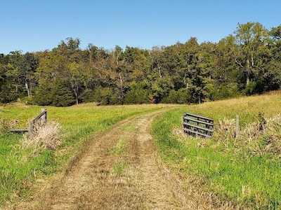 The Weber Farm - Enjoy a beautiful 100 acre farm!