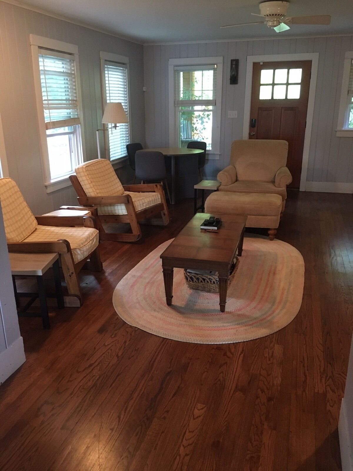Lakefront family friendly getaway on Northern Lake George