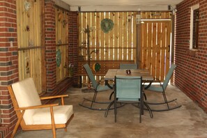 Carport,  Outside Table